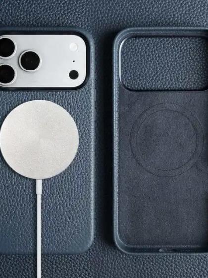 Кожаный чехол на iPhone 17 Pro