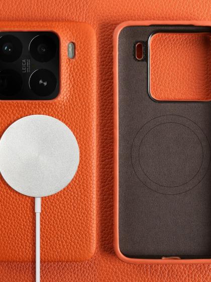 Кожаный чехол на Xiaomi 15 Pro